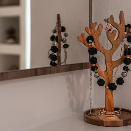 Holiday Home Triovasalos Milos ภายนอก รูปภาพ