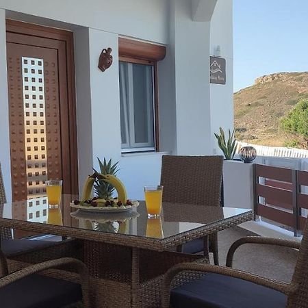 Holiday Home Triovasalos Milos ภายนอก รูปภาพ
